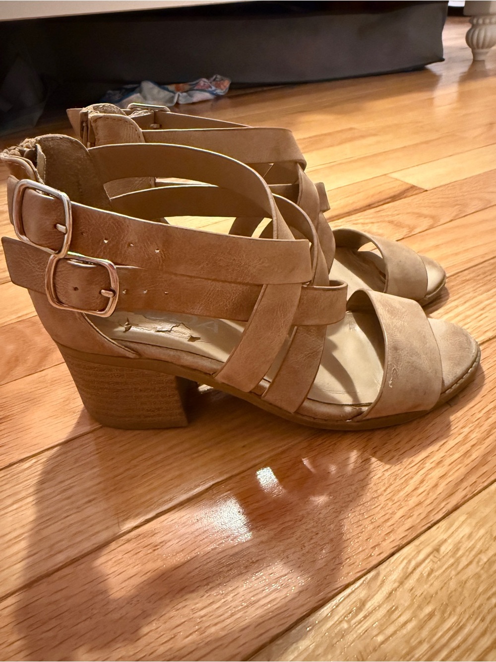 Kids Strappy Block Heel Sandals - Tan